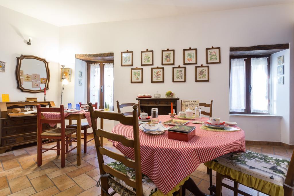 Bed And Breakfast A Casa Delle Fate Assisi Exterior foto