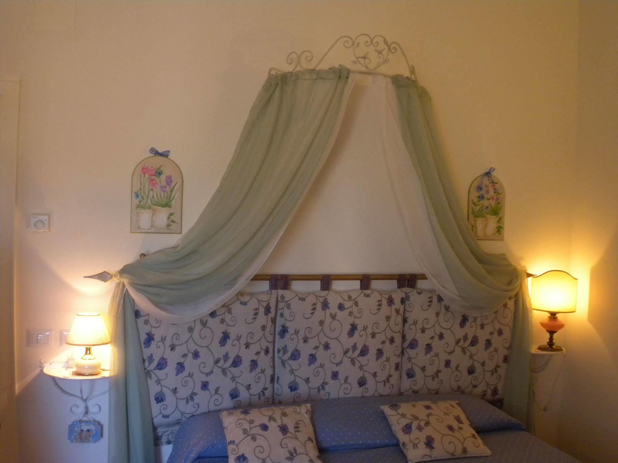 Bed And Breakfast A Casa Delle Fate Assisi Exterior foto